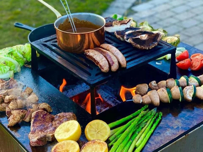 Bålgrill svartlakkert CUBY 80 x 80 x 80 cm