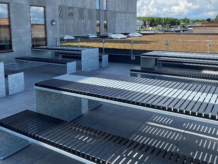 Bordbænkesaet-staal3-no