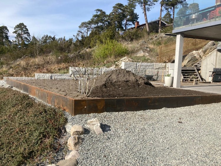 Cortenstaal-stottemur-have-byg-no