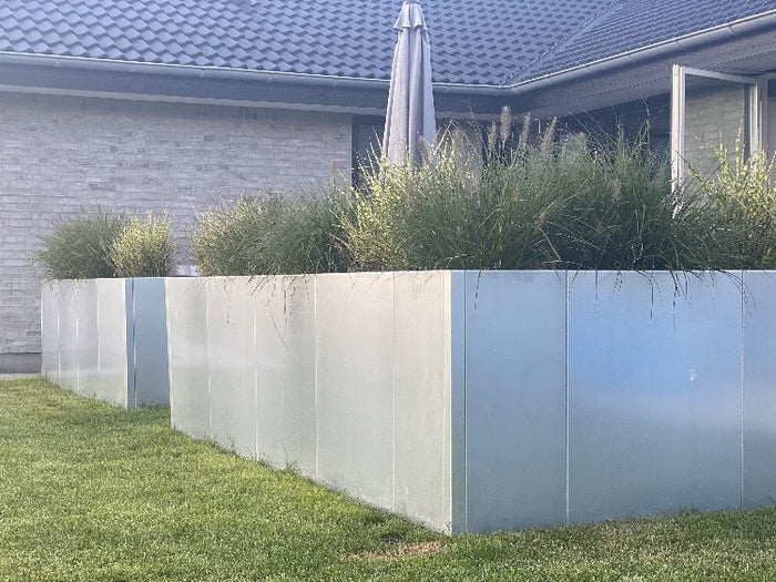 Plantekasse i galvanisert stål CUBY. B40 x H80 cm, flere lengder