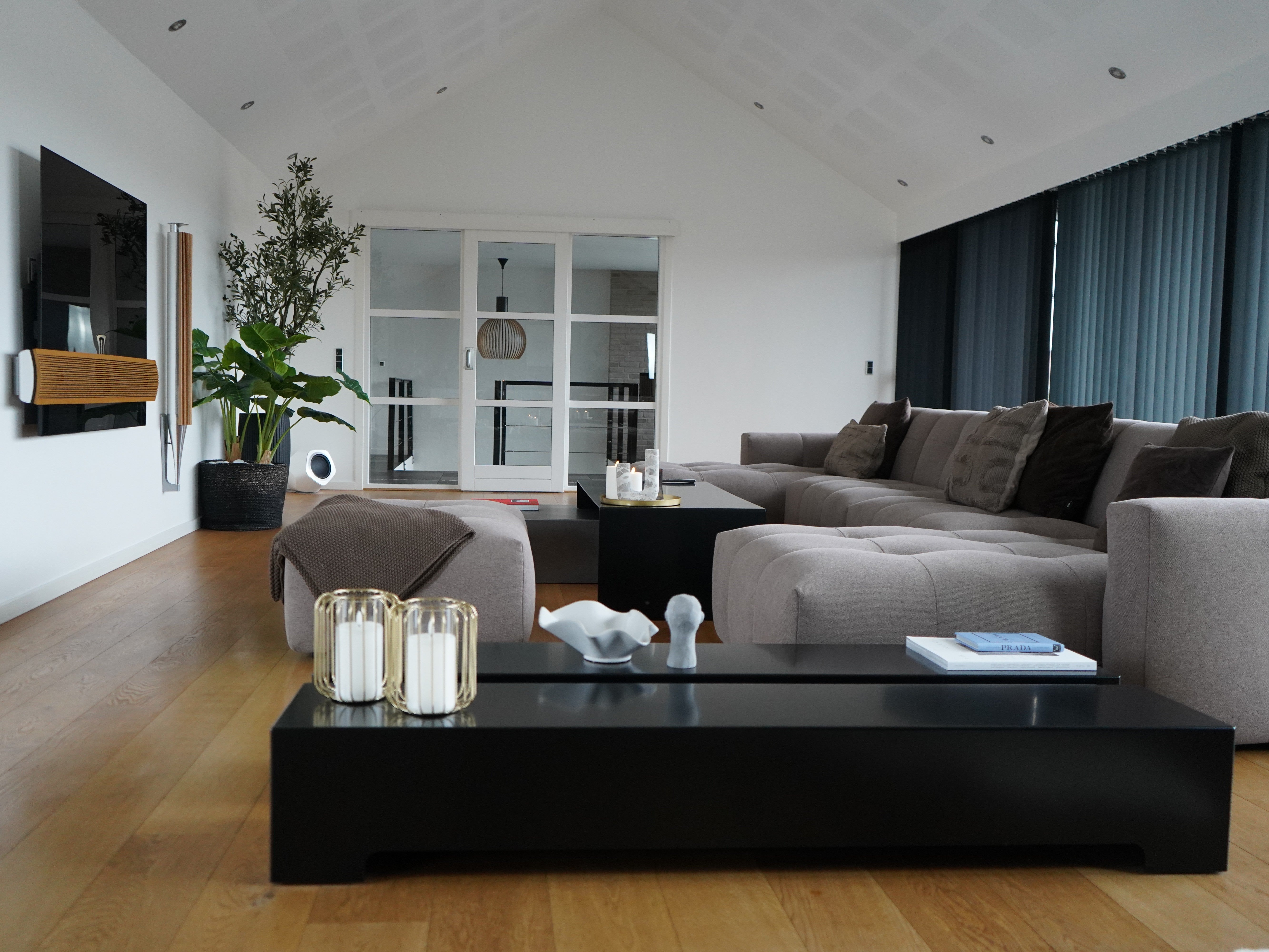 Plinth-Sofabord-01-no