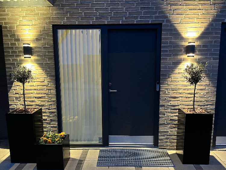 Sortlakeret-plantekasser-kunde4-no