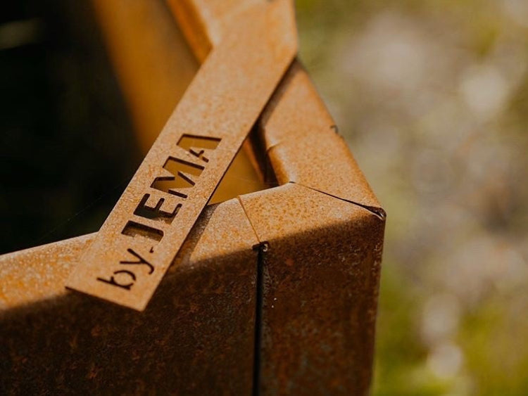 byJEMA-skilt-cortenstaal-no