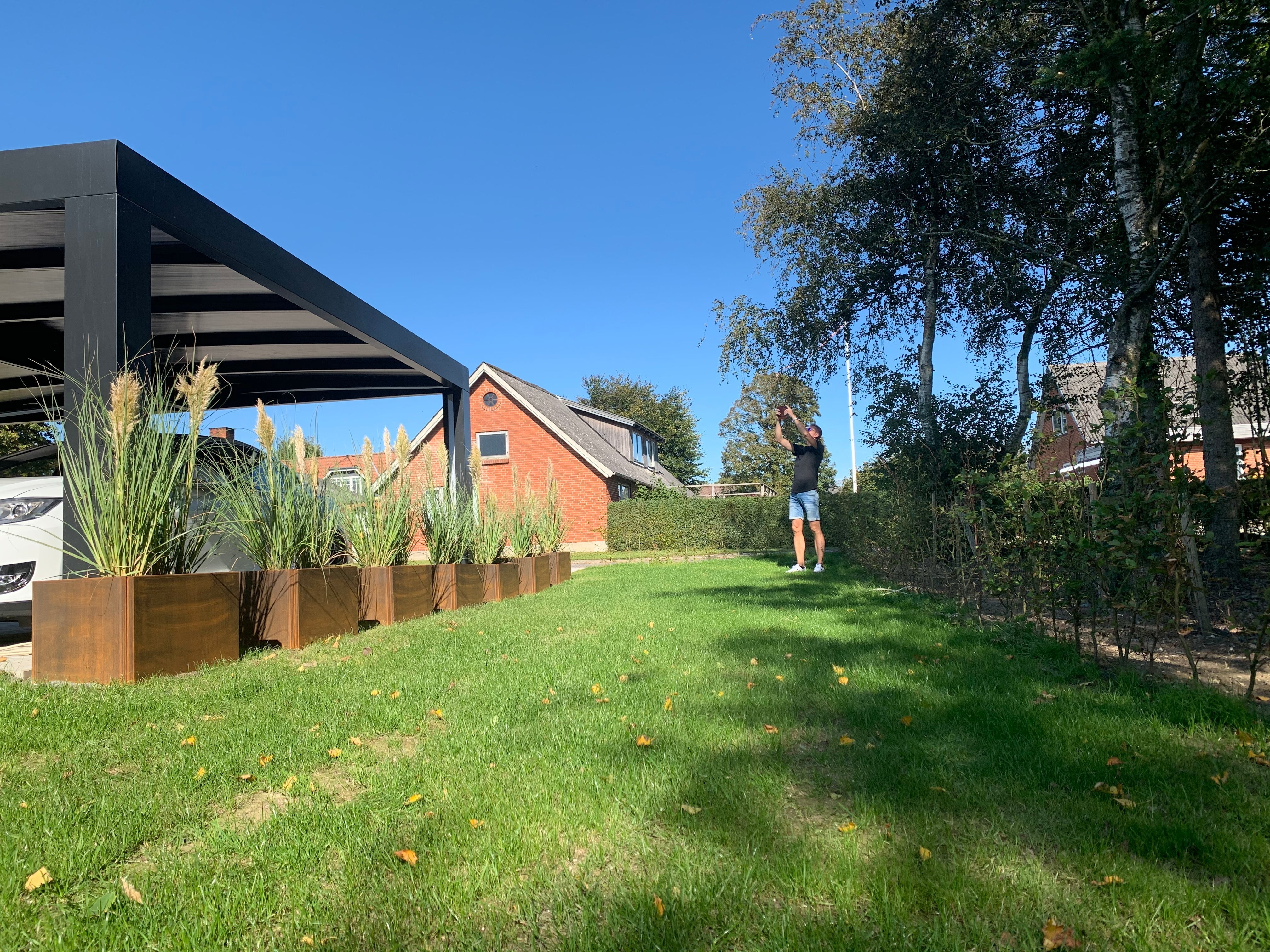 cortenstaal-edgy-plantekasser-no