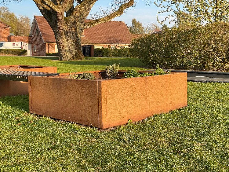 hoejbede-cortenstaal-cuby3-plantekasse-no