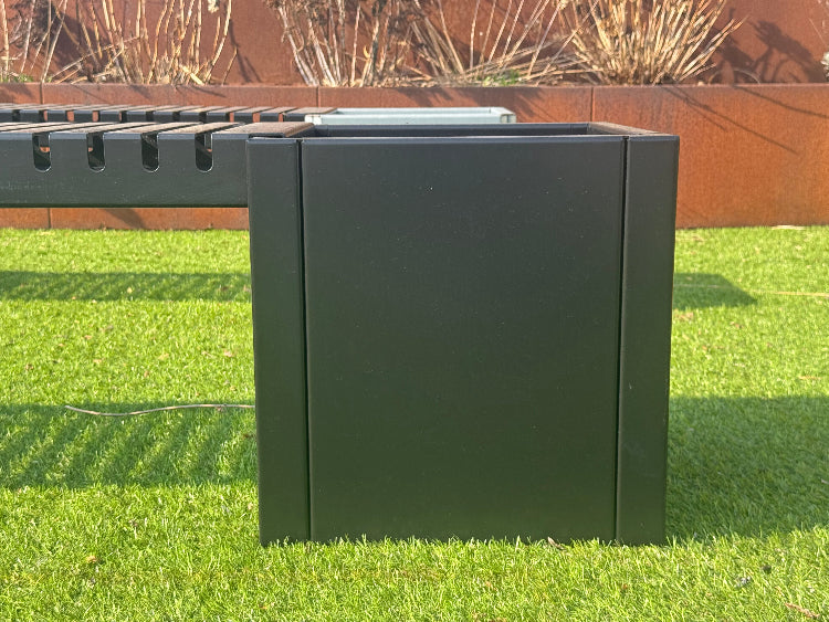 sort-plantekasse6-no