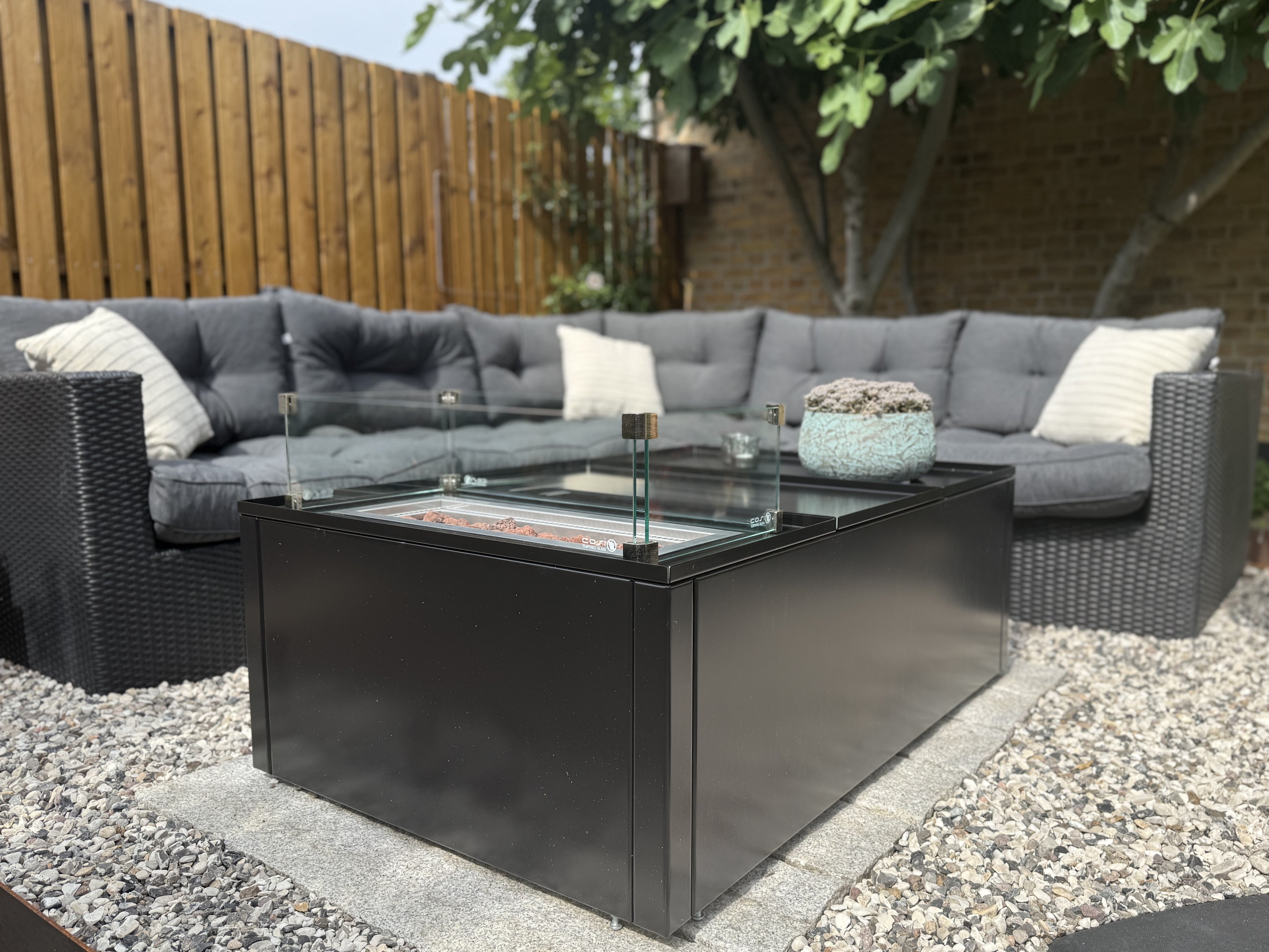 Lounge og loungebord for uterommet