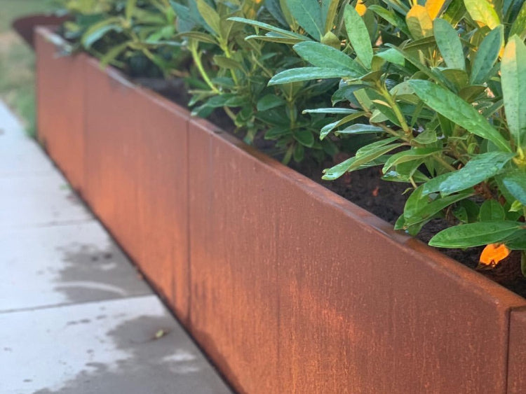 Hoejbede-i-cortenstaal-byJEMA-no