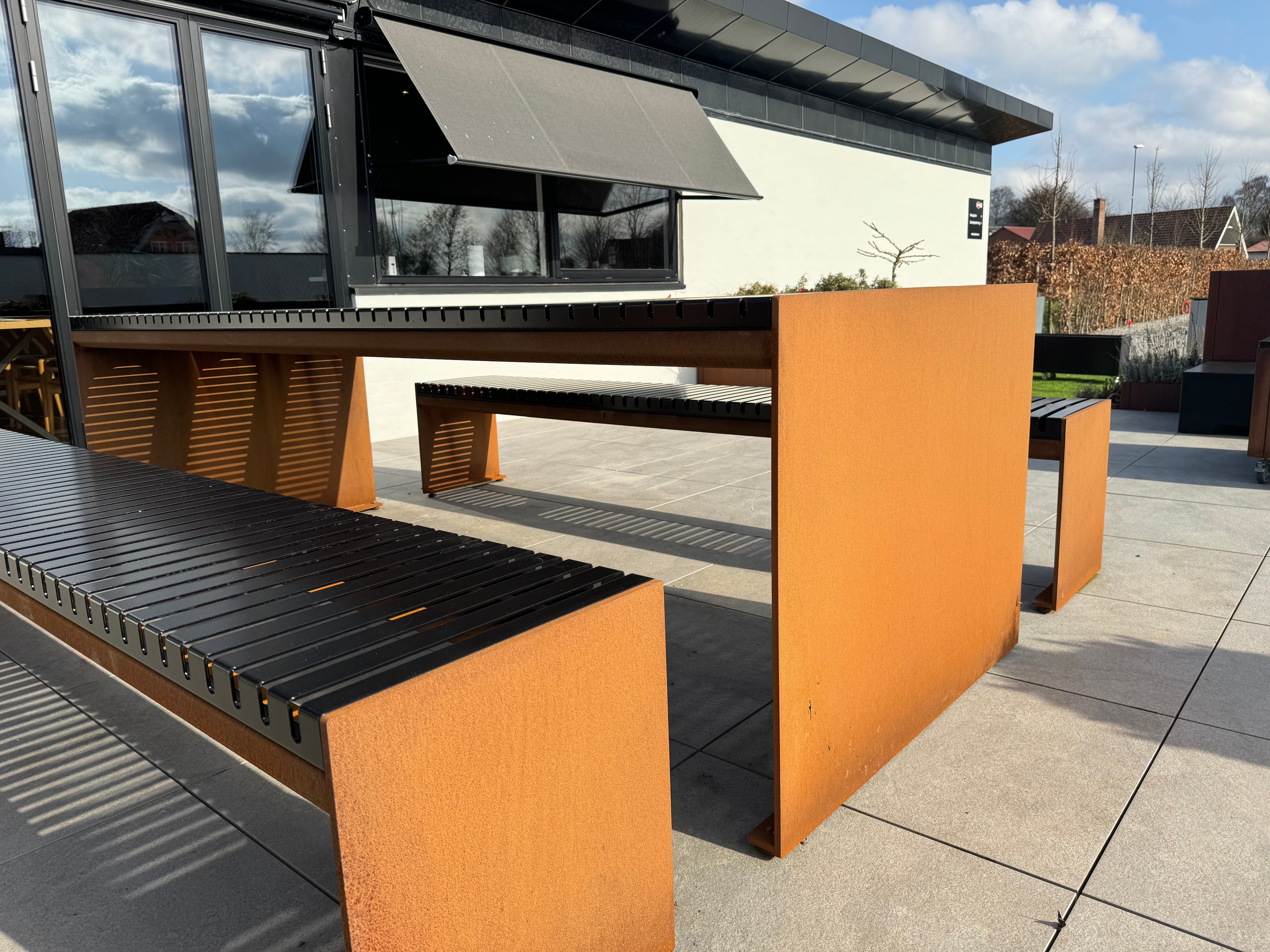 bord-baenkesaet-cortenstaal1-no