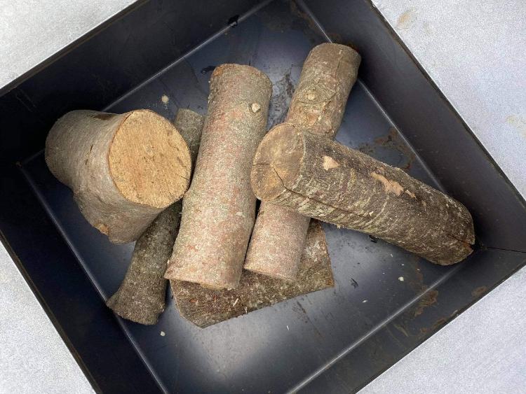 braende-i-baalgrill-galvaniseret-staal-no