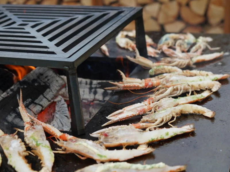 Bålgrill svartlakkert CUBY 80 x 80 x 40 cm
