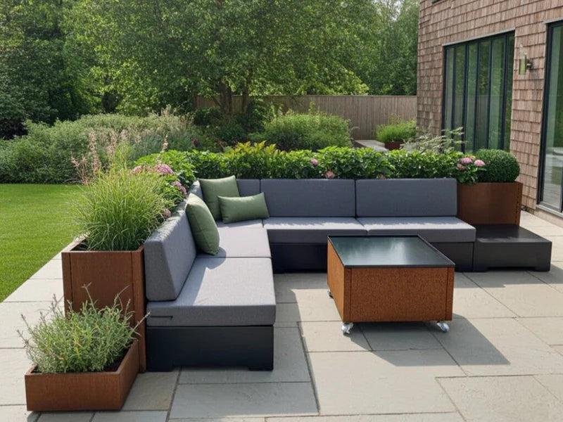 Loungesofa i cortenstål med plantekasser