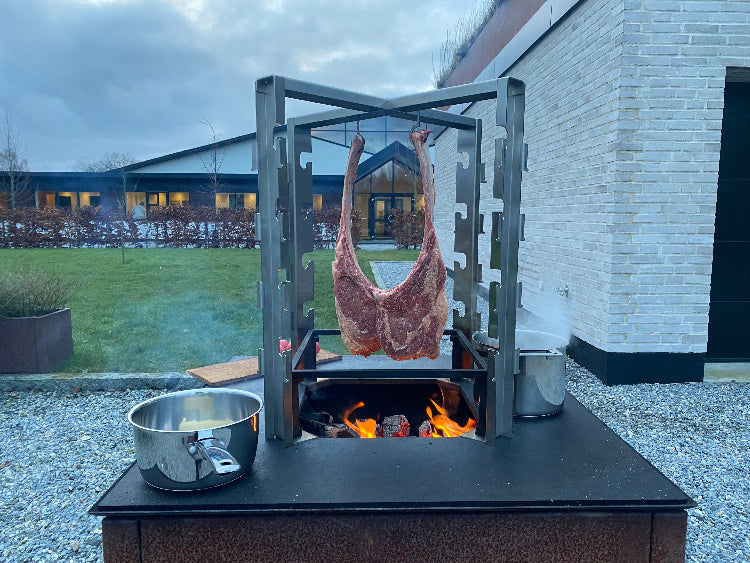 rotisseri-med-tomahawk-baalgrill-no